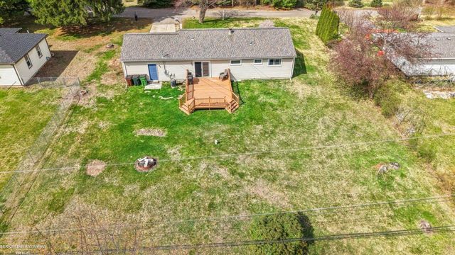 8360 Rosecrest Court, Shelby Twp, MI 48316