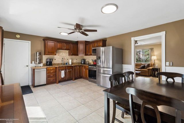 8360 Rosecrest Court, Shelby Twp, MI 48316