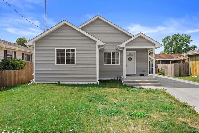 1905 34th STREET, Kenosha, WI 53140