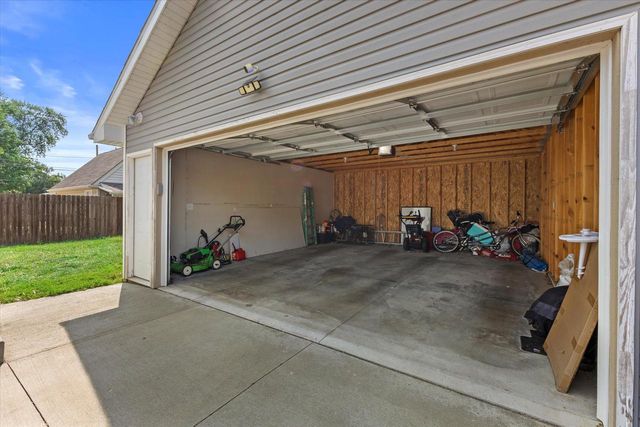 1905 34th STREET, Kenosha, WI 53140