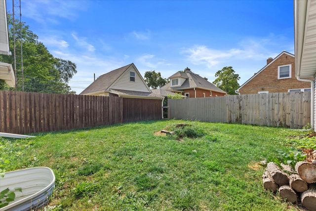 1905 34th STREET, Kenosha, WI 53140