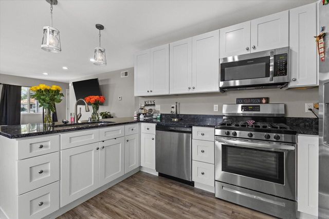 1905 34th STREET, Kenosha, WI 53140