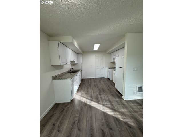 1606 Se 145TH Ct, Vancouver, WA 98683