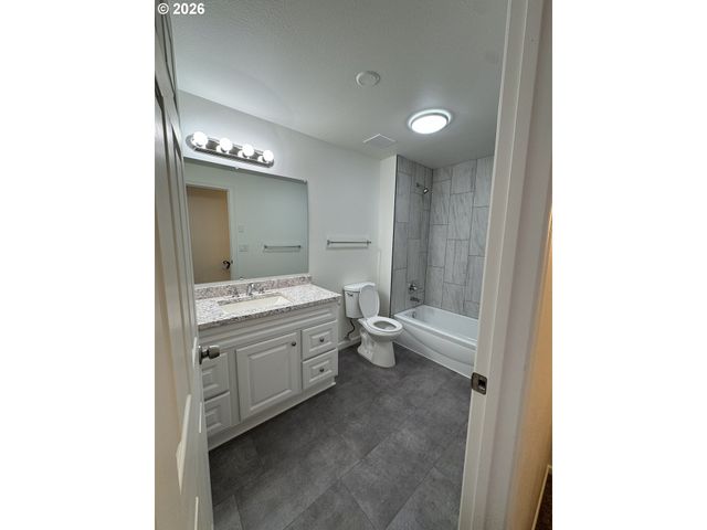 1606 Se 145TH Ct, Vancouver, WA 98683