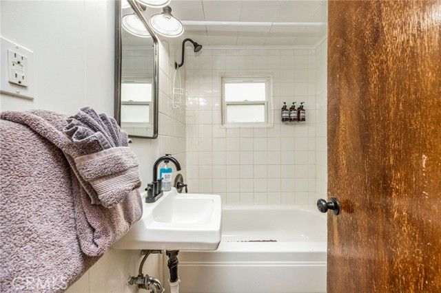 547 Chipmunk, Big Bear Lake, CA 92315