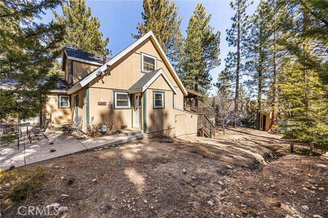 547 Chipmunk, Big Bear Lake, CA 92315