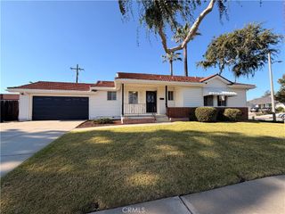 111 La Plaza, La Habra, CA 90631