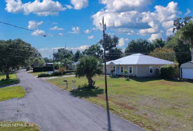 711 N PARK Street, Crescent City, FL 32112