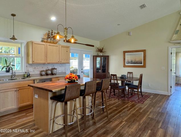 711 N PARK Street, Crescent City, FL 32112