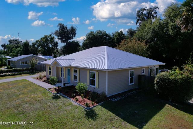 711 N PARK Street, Crescent City, FL 32112