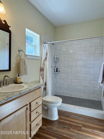 711 N PARK Street, Crescent City, FL 32112