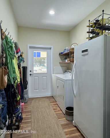 711 N PARK Street, Crescent City, FL 32112