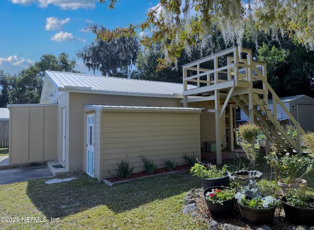 711 N PARK Street, Crescent City, FL 32112