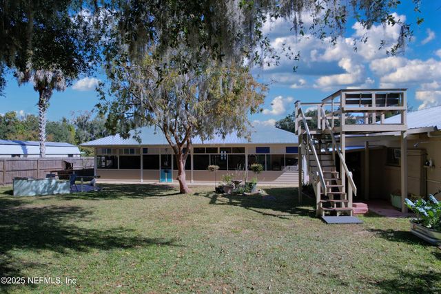 711 N PARK Street, Crescent City, FL 32112