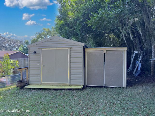 711 N PARK Street, Crescent City, FL 32112