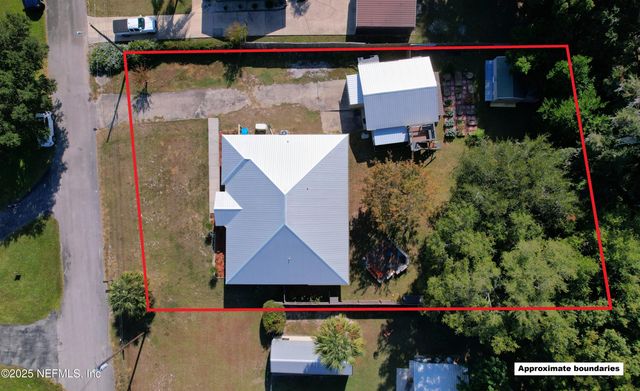 711 N PARK Street, Crescent City, FL 32112