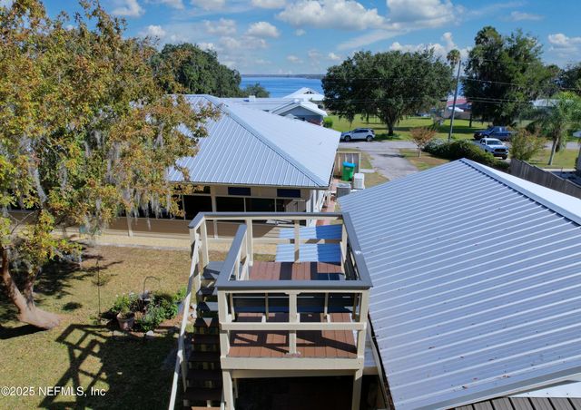 711 N PARK Street, Crescent City, FL 32112