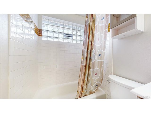 4975 Fenton St, Denver, CO 80212