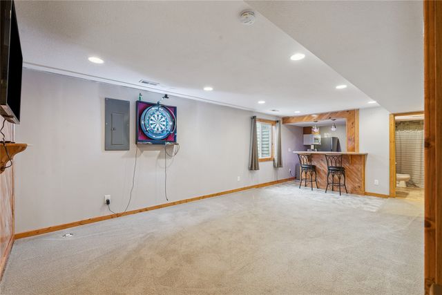 2801 SE Ridge Crest Street, Grimes, IA 50111