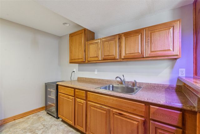 2801 SE Ridge Crest Street, Grimes, IA 50111