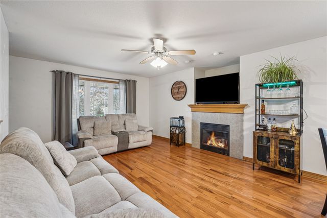 2801 SE Ridge Crest Street, Grimes, IA 50111