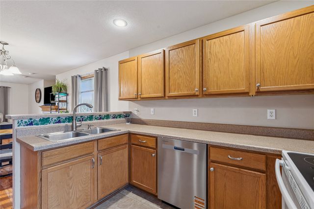 2801 SE Ridge Crest Street, Grimes, IA 50111