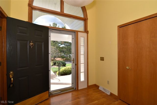 138 Bay Hill Drive, Wadsworth, OH 44281