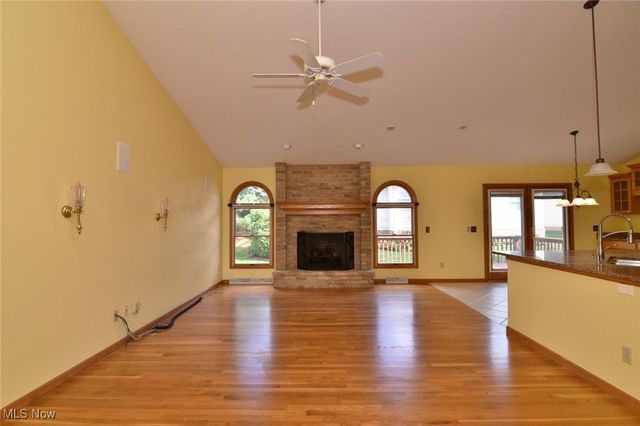 138 Bay Hill Drive, Wadsworth, OH 44281