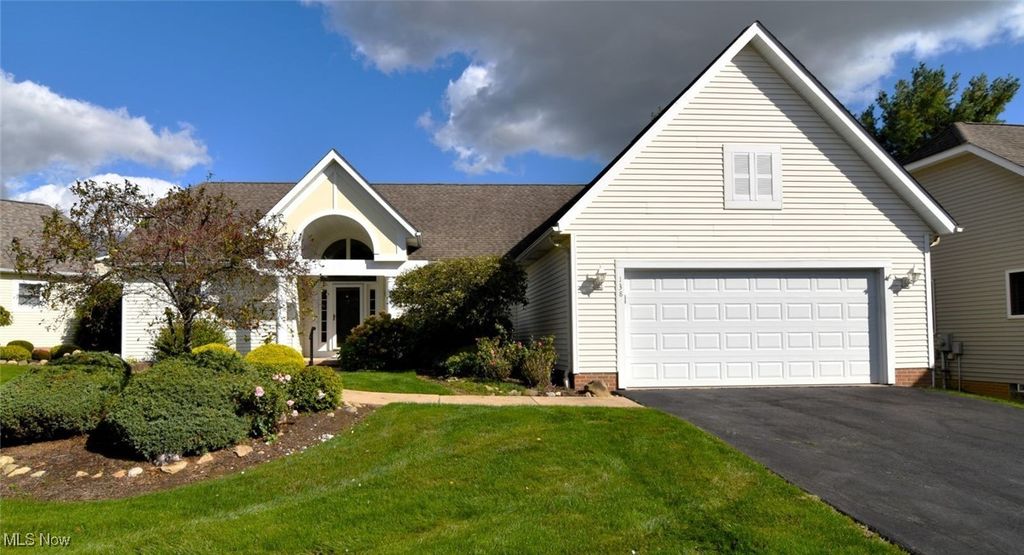 138 Bay Hill Drive, Wadsworth, OH 44281