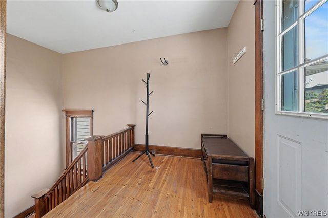 35 Elmview Place, Buffalo, NY 14207