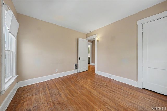 35 Elmview Place, Buffalo, NY 14207