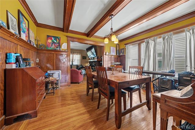 35 Elmview Place, Buffalo, NY 14207
