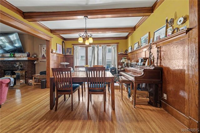 35 Elmview Place, Buffalo, NY 14207