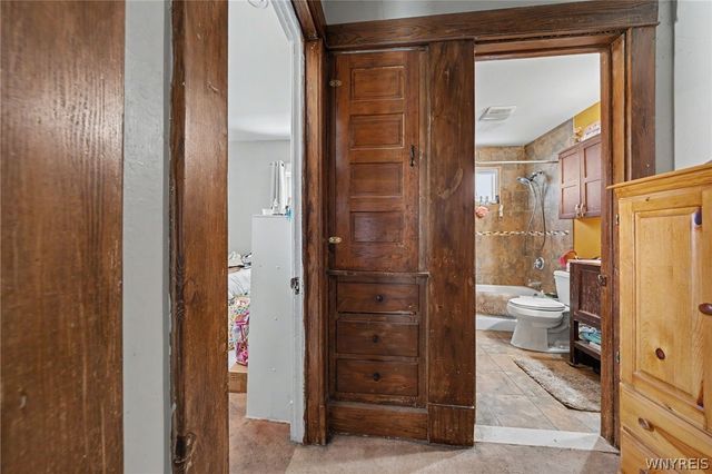 35 Elmview Place, Buffalo, NY 14207