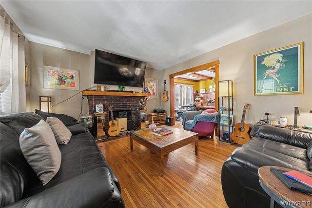 35 Elmview Place, Buffalo, NY 14207