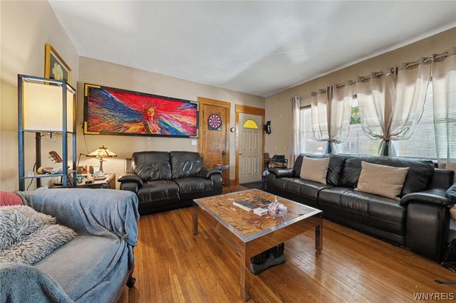 35 Elmview Place, Buffalo, NY 14207