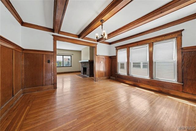 35 Elmview Place, Buffalo, NY 14207
