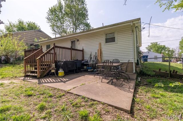 1015 Sunnyside Street, Festus, MO 63028
