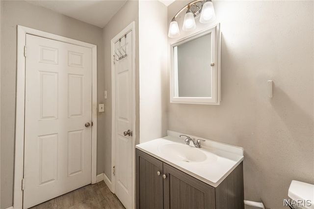 1015 Sunnyside Street, Festus, MO 63028
