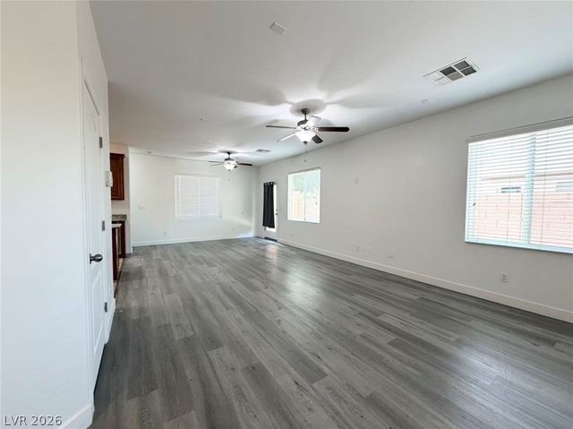 9328 Flowering Tulip Avenue, Las Vegas, NV 89166