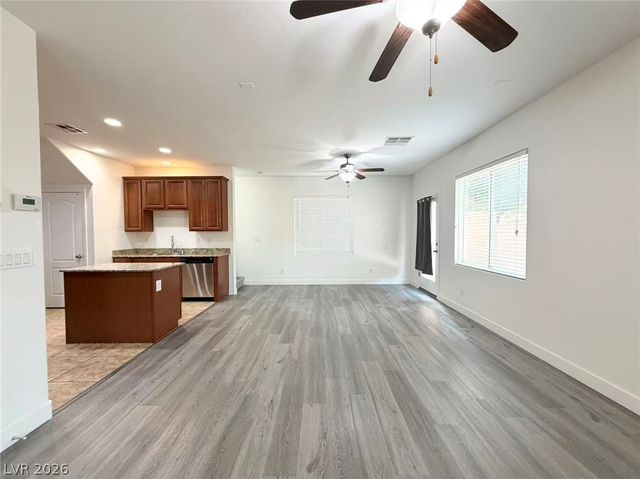 9328 Flowering Tulip Avenue, Las Vegas, NV 89166