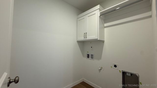 1441 E 149th Place S, Glenpool, OK 74033