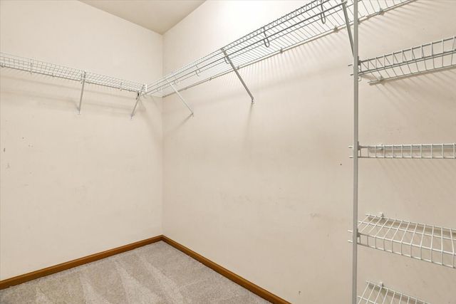 570 W Kristina Lane, Round Lake, IL 60073