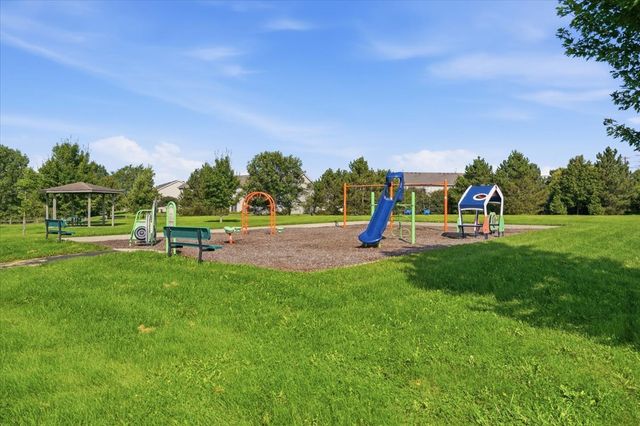 570 W Kristina Lane, Round Lake, IL 60073