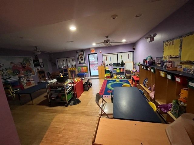 8855 S State Street, Chicago, IL 60619