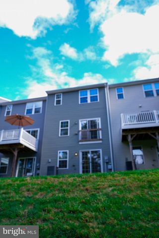 8450 DEVRIES LN, Spotsylvania, VA 22553
