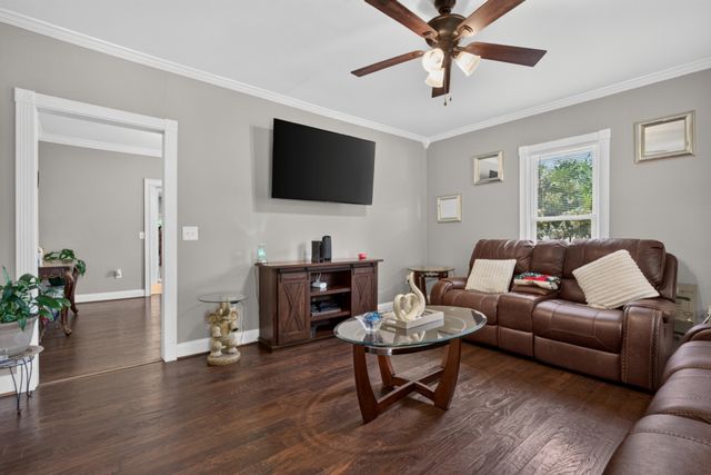 110 Edison St, Mcminnville, TN 37110