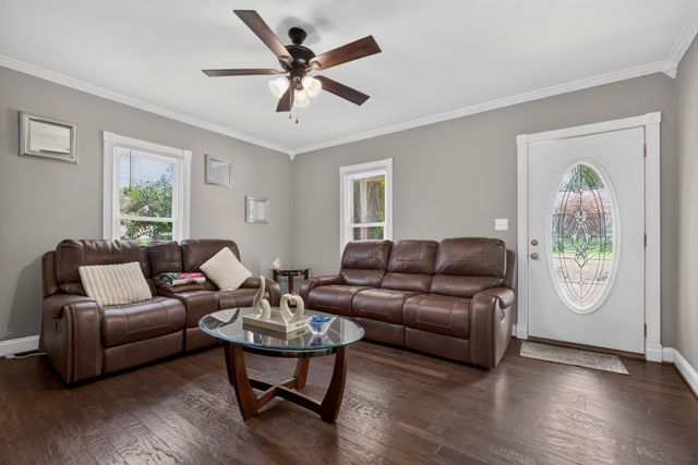 110 Edison St, Mcminnville, TN 37110
