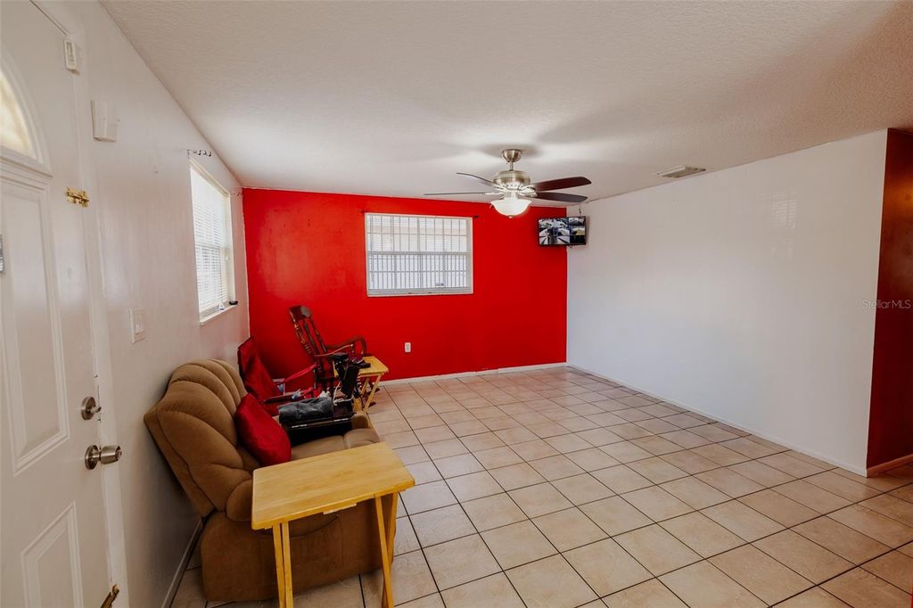 Image 11 of property listing at 3714 N 55TH STREET, Tampa, FL 33619