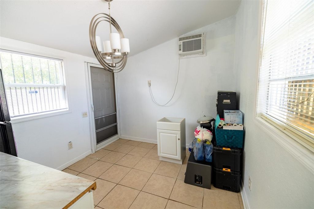 Image 18 of property listing at 3714 N 55TH STREET, Tampa, FL 33619